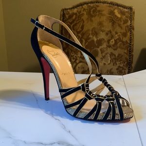 Louboutin black heels